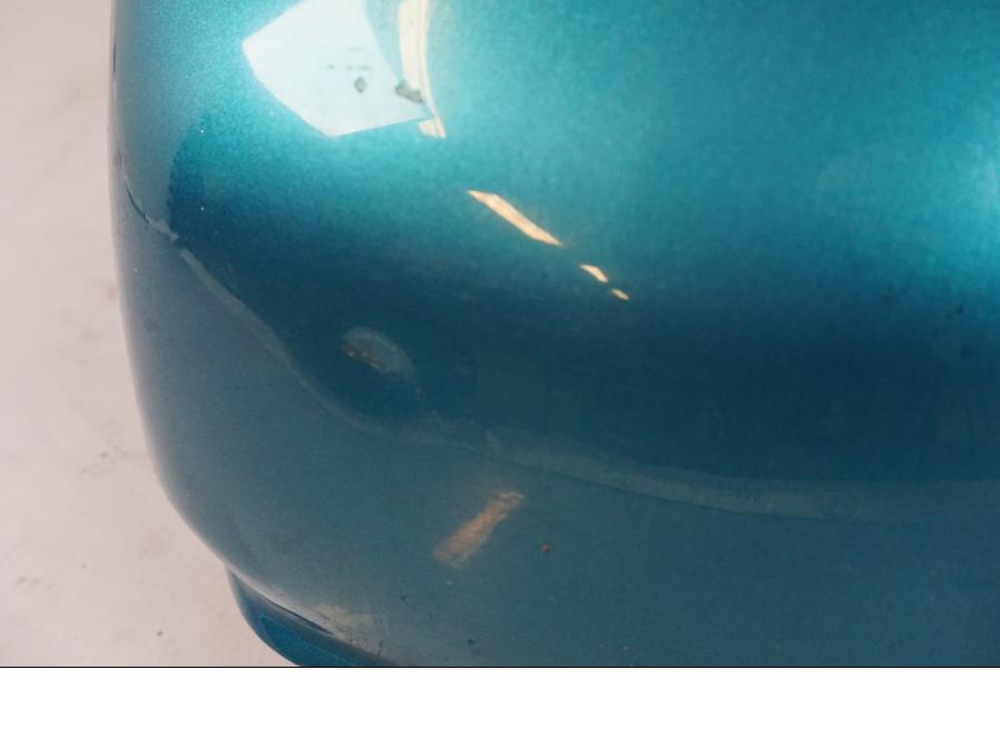 Extrabild4 på Bensintank från en Honda VFR 750 -1994 motorcykel.