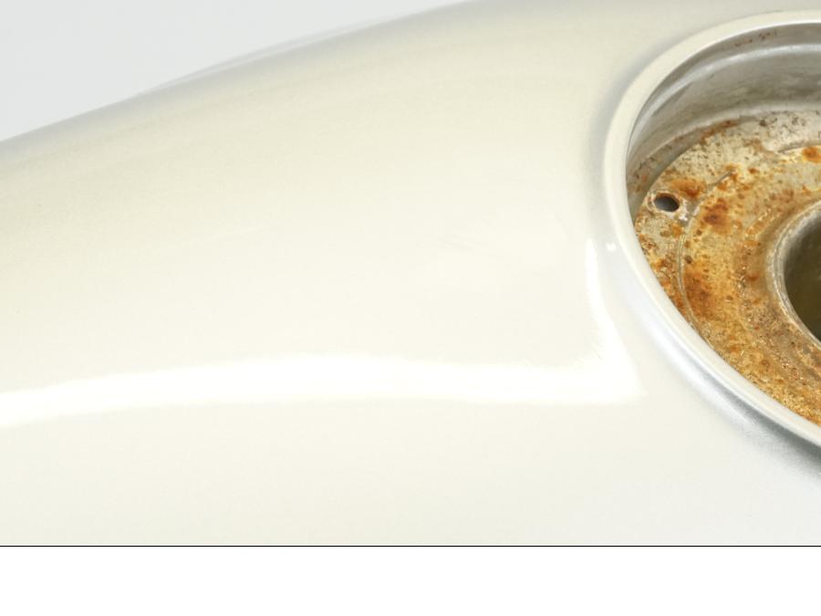 Extrabild2 på Bensintank från en BMW R 1150 RS -2004 motorcykel.