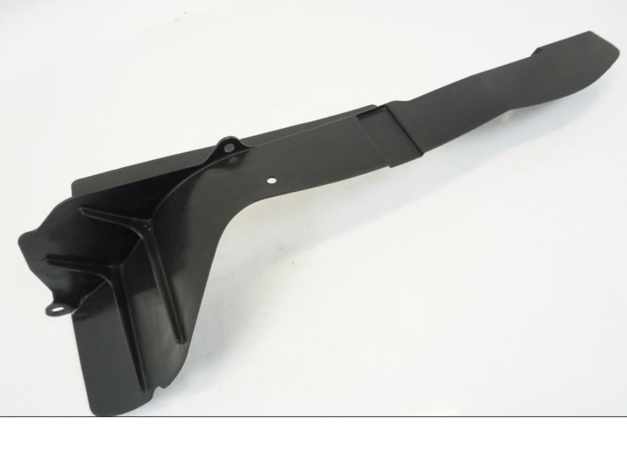 Framsidan på Undertail från en Honda XL 1000 V -1999 motorcykel.