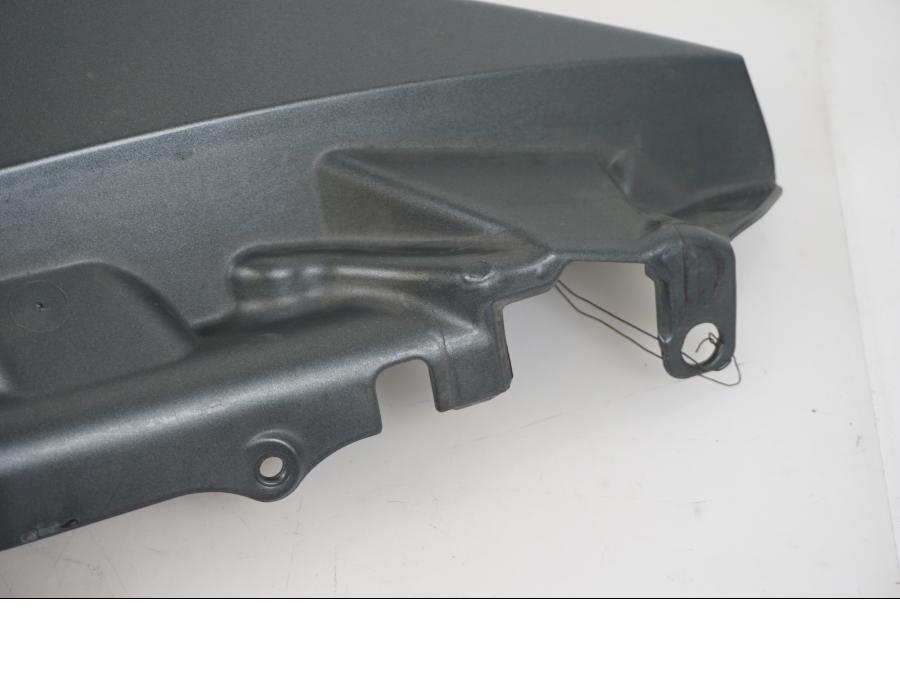 Höger sida på Bakvinge från en KTM 990 Super Duke -2007 motorcykel.