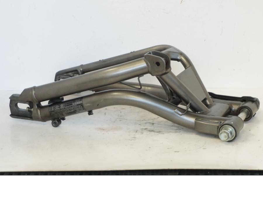 Vänster sida på Sving från en Kawasaki ER-6N -2012 motorcykel.