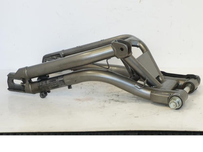 Vänster sida på Sving från en Kawasaki ER-6N -2012 motorcykel.