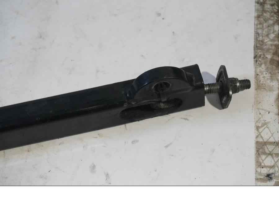 Höger sida på Sving från en H-D Sportster 1200 XL1200C -1999 motorcykel.