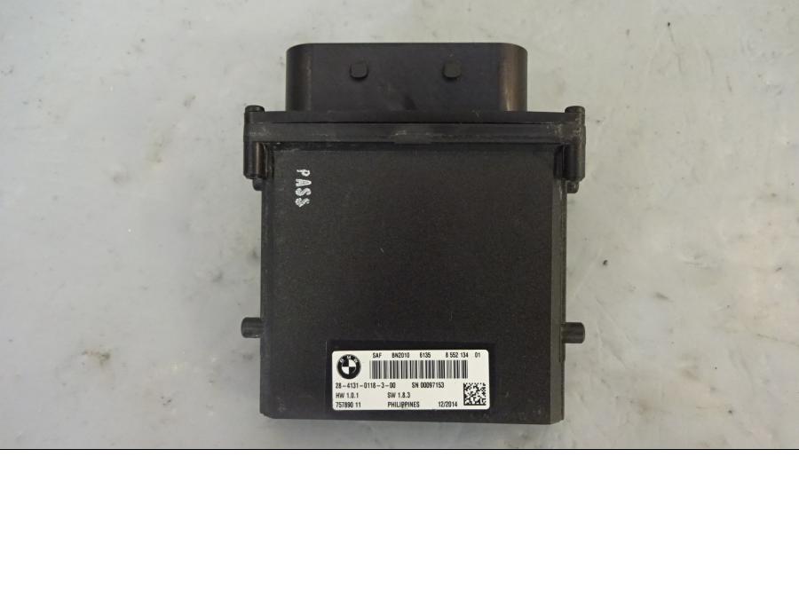 Framsidan på ESA Control Unit från en BMW R 1200 GSA -2014 motorcykel.