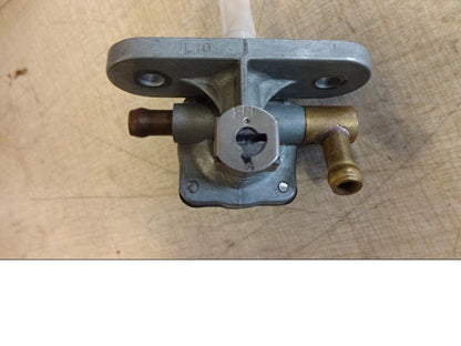 Höger sida på Bensinkran från en Suzuki GSX 1100 F -1991 motorcykel.