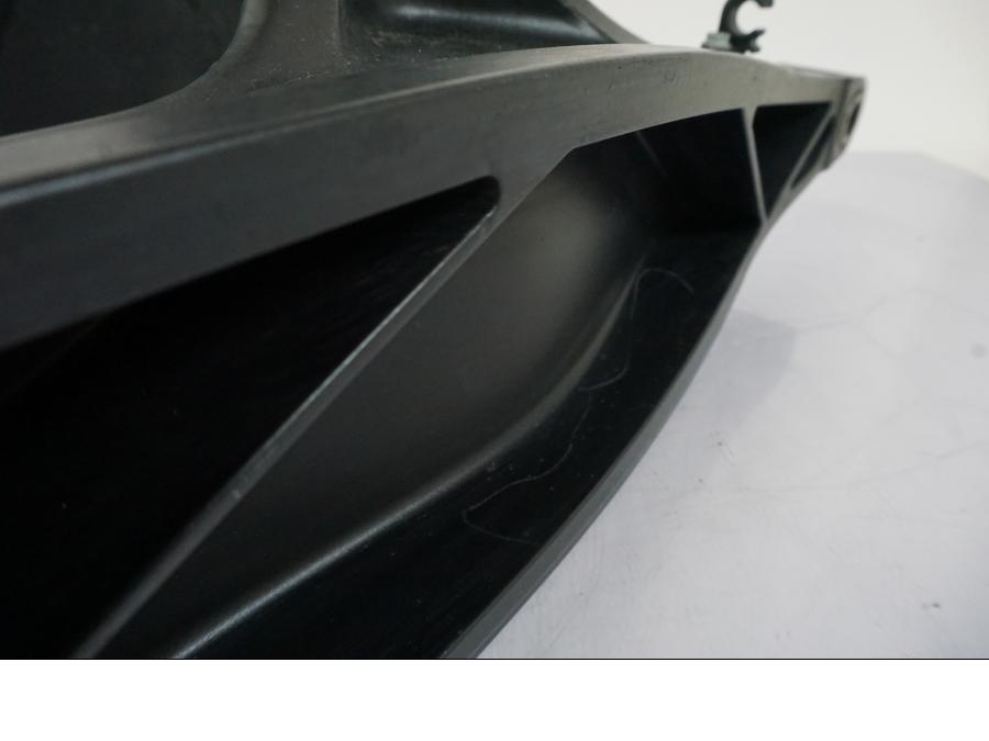 Extrabild2 på Sving från en KTM 790 Duke -2019 motorcykel.