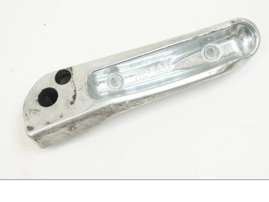 Snett uppifrån på Fotpinne från en Yamaha MT-09 -2021 motorcykel.