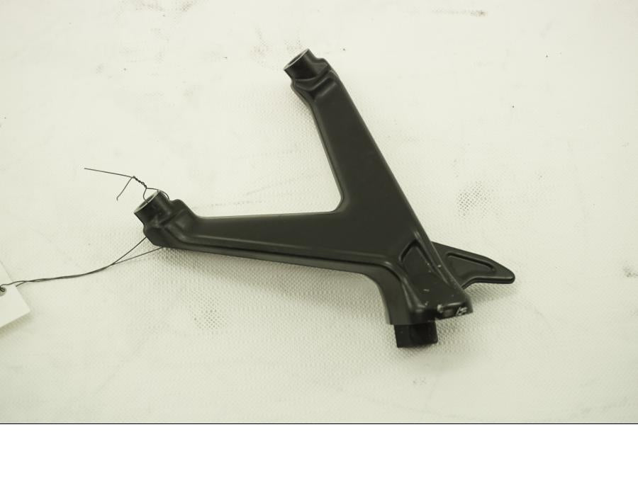 Framsidan på Fotpinnefäste från en Ducati X Diavel S -2017 motorcykel.