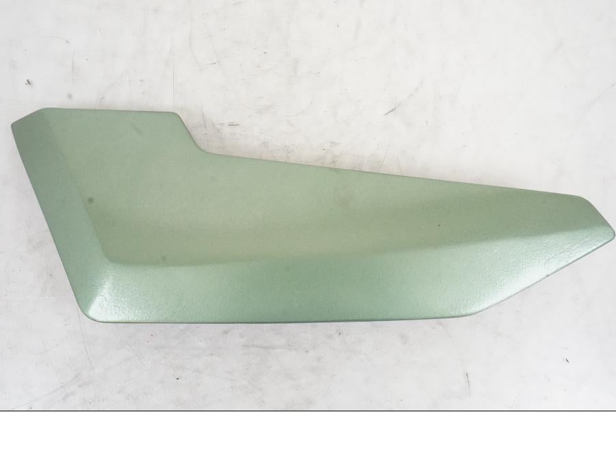 Framsidan på Sidopanel från en BMW K 1100 LT -1999 motorcykel.