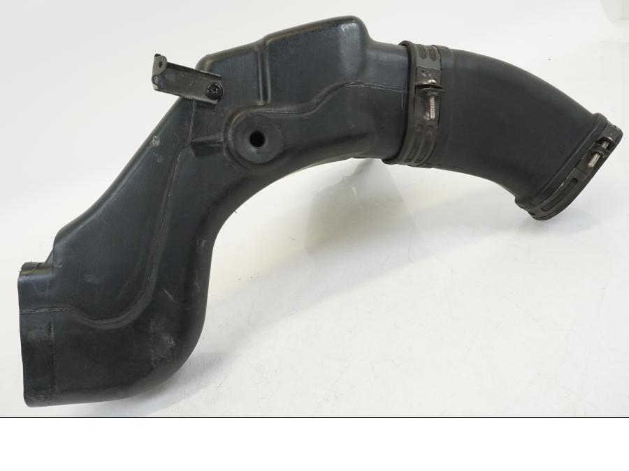 Vänster sida på Luftintag från en Kawasaki ZX-12R -2000 motorcykel.