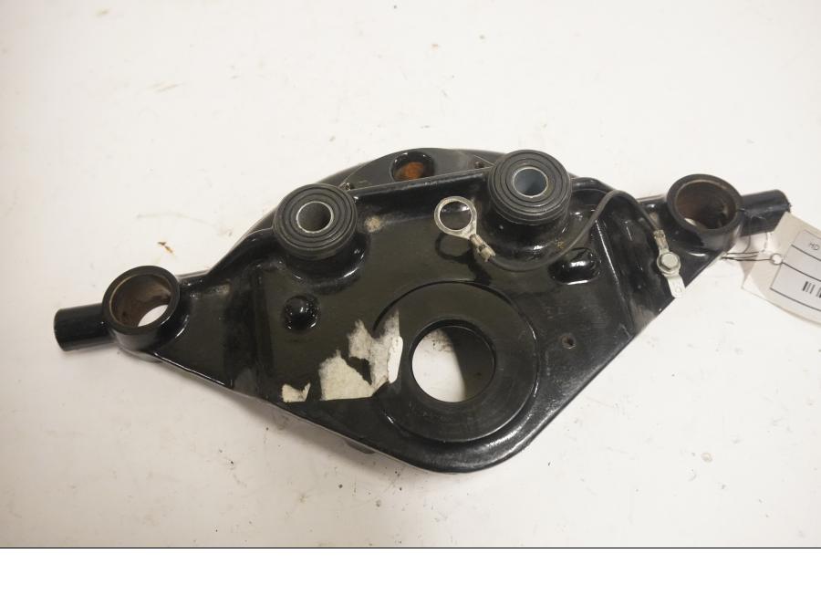 Framsidan på Gaffelkrona från en H-D Touring Ultra Classic FLHTCU/I -2009 motorcykel.