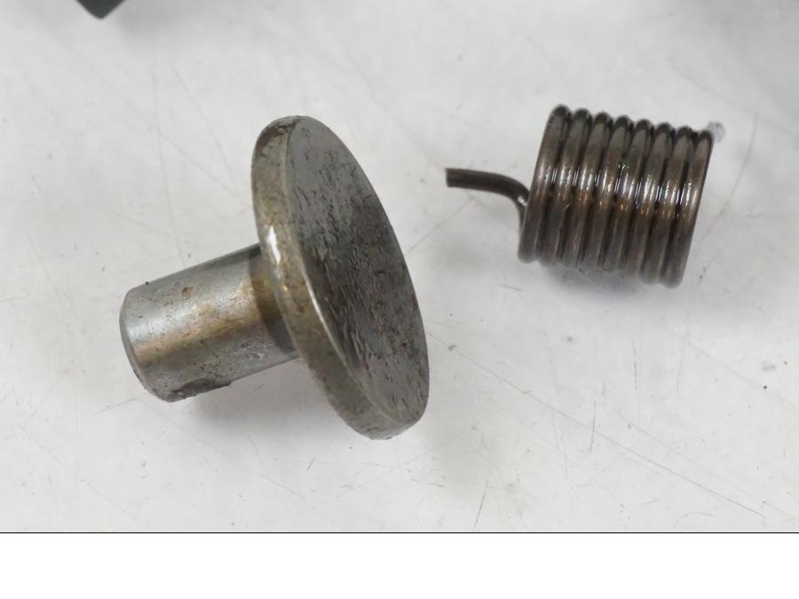 Baksidan på Kopplingsarm från en Honda CBR 125 R -2006 motorcykel.