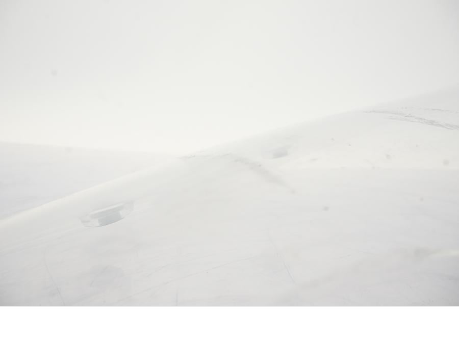 Höger sida på Vindruta från en BMW S 1000 XR -2019 motorcykel.