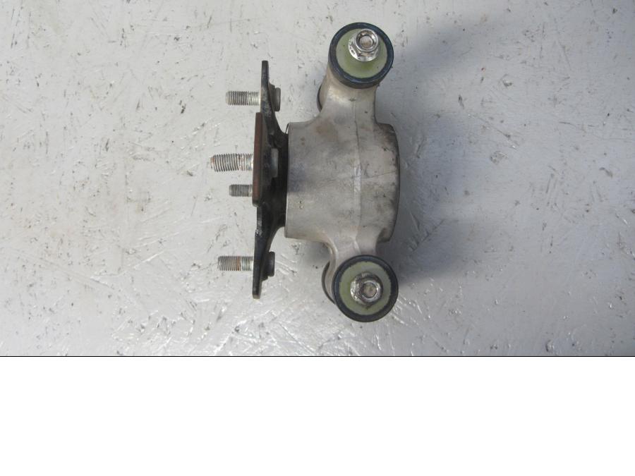 Framsidan på Spindel från en Suzuki LTA 750 XP E -2009 motorcykel.