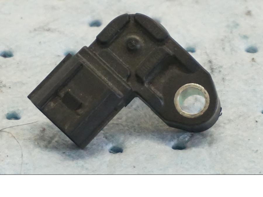 Framsidan på Mapsensor från en Kawasaki Z 900 -2019 motorcykel.