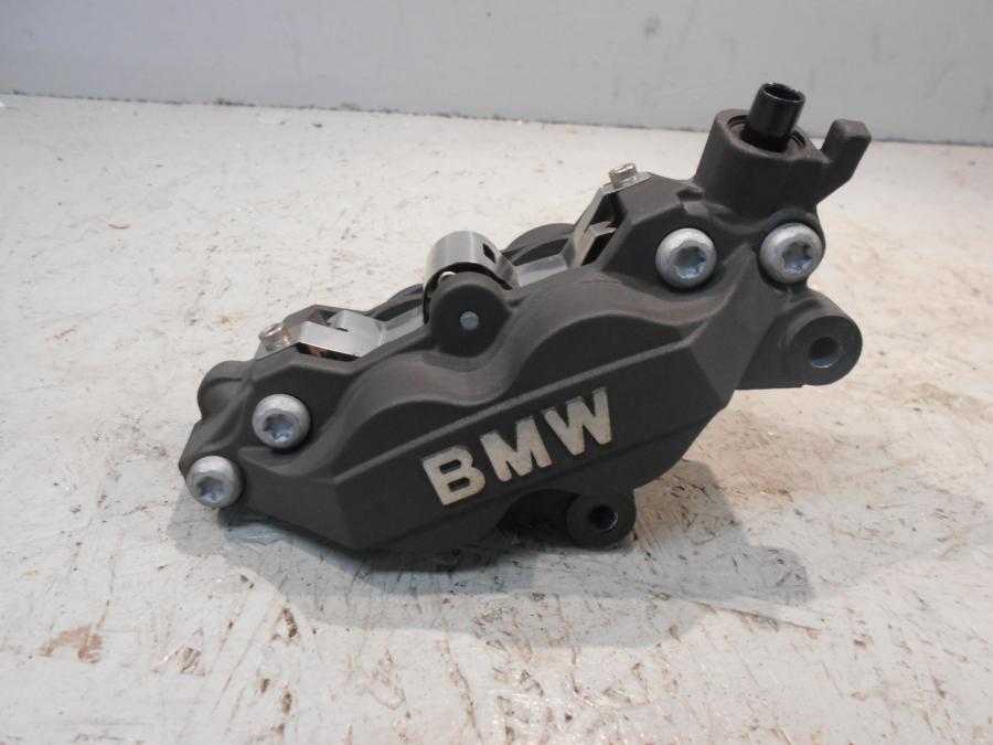 Framsidan på Bromsok från en BMW K 1600 -2015 motorcykel.