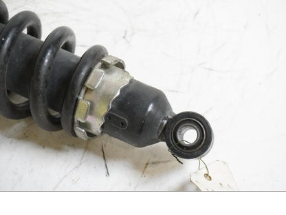 Vänster sida på Stötdämpare från en Kawasaki VN 900 -2008 motorcykel.