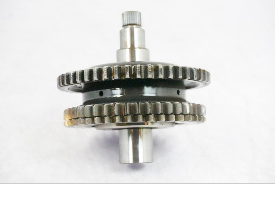 Snett uppifrån på Startkopplingsdrev från en BMW K 1200 S -2005 motorcykel.