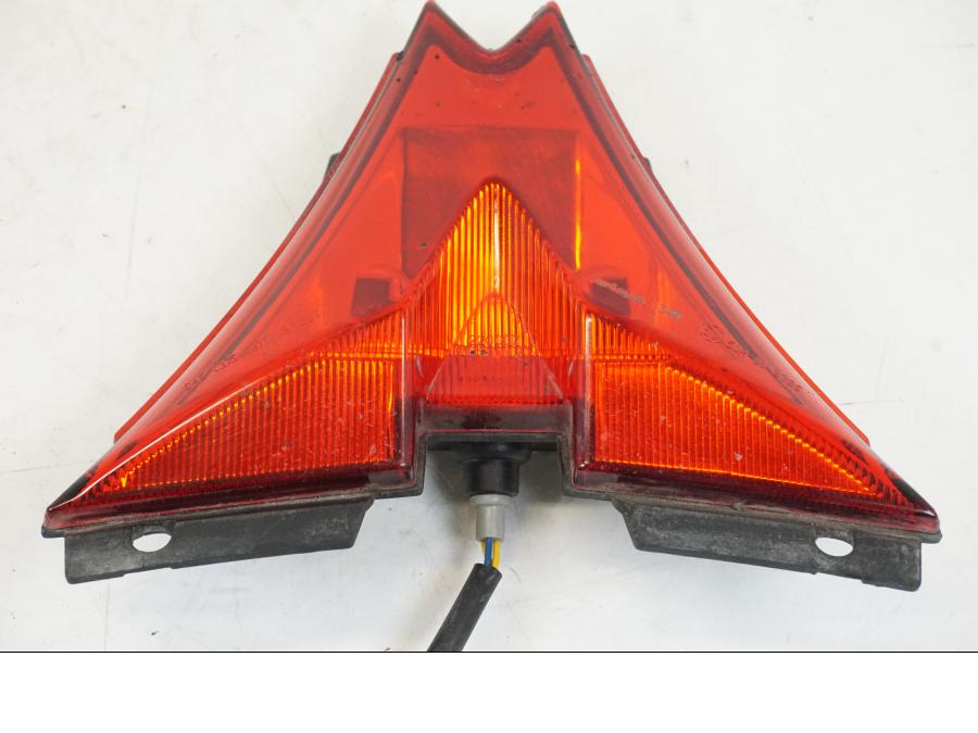 Höger sida på Baklampa från en Aprilia Tuono V4R -2011 motorcykel.