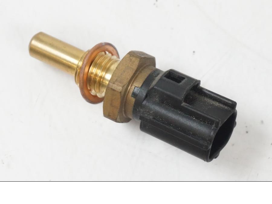 Framsidan på Luftburksensor från en Suzuki SV 650 S -2005 motorcykel.