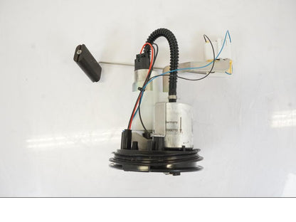 Framsidan på Bensinpump insprut från en BMW S 1000 XR -2019 motorcykel.