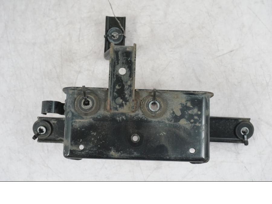 Höger sida på ABS Låda från en Suzuki GSF 1250 -2010 motorcykel.