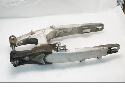 Framsidan på Sving från en Yamaha TT 600 RE -2004 motorcykel.