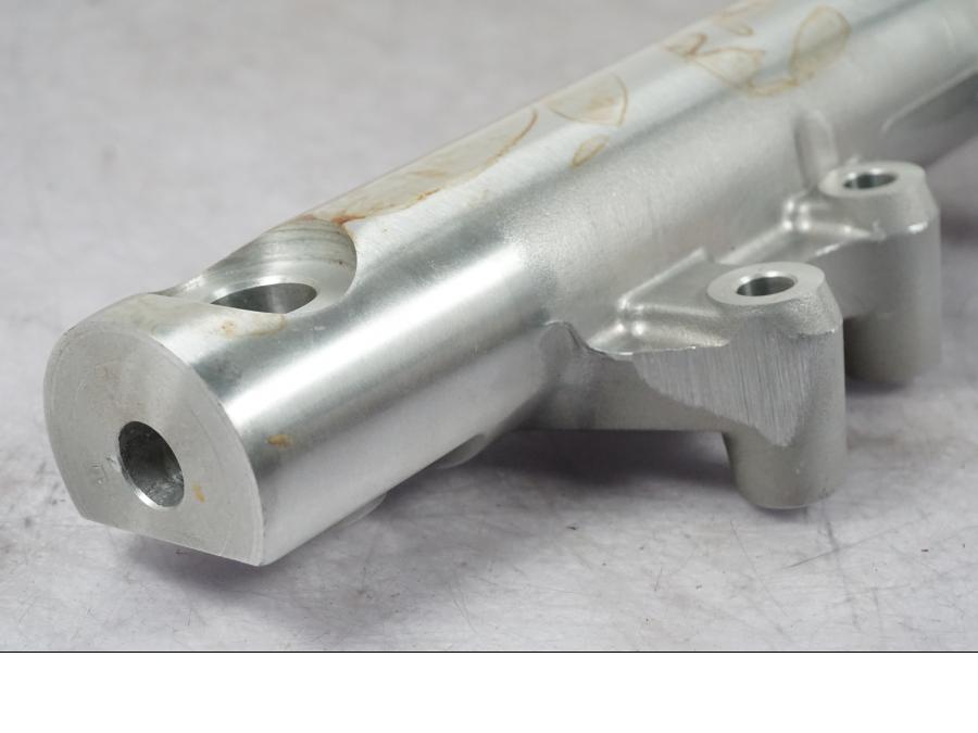 Baksidan på Gaffelben från en Kawasaki VN 1500 -1999 motorcykel.