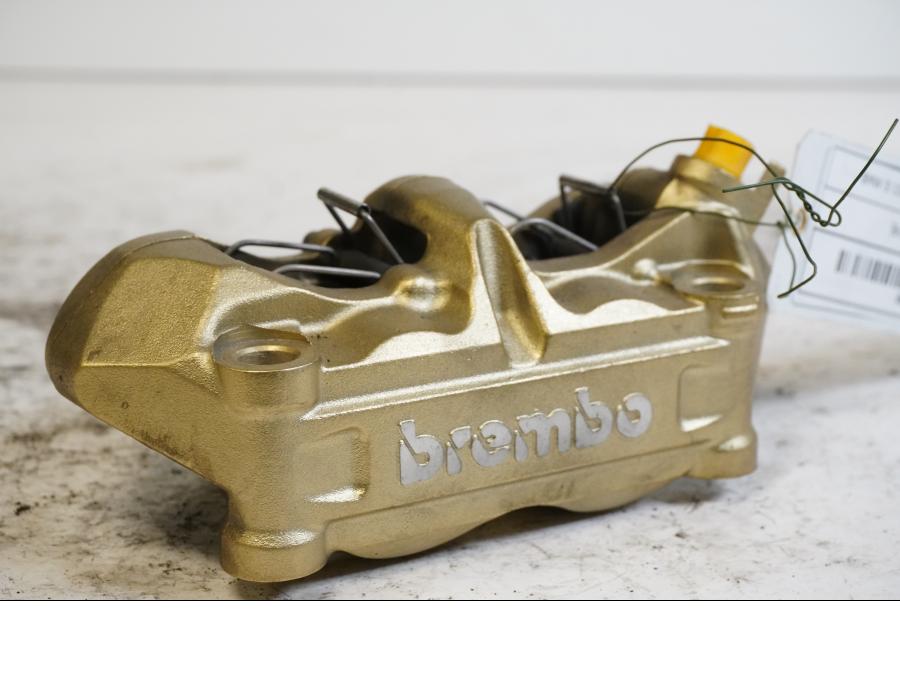 Framsidan på Bromsok från en BMW S 1000 RR -2011 motorcykel.