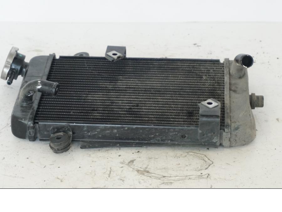 Extrabild1 på Vattenkyl från en Honda SH 300 A -2011 scooter.