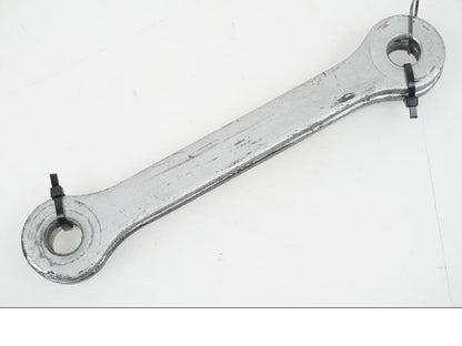 Höger sida på Länkarm från en Yamaha XJ 900 -1997 motorcykel.