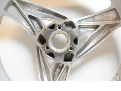 Extrabild1 på Fälg från en BMW F 650 CS -2002 motorcykel.