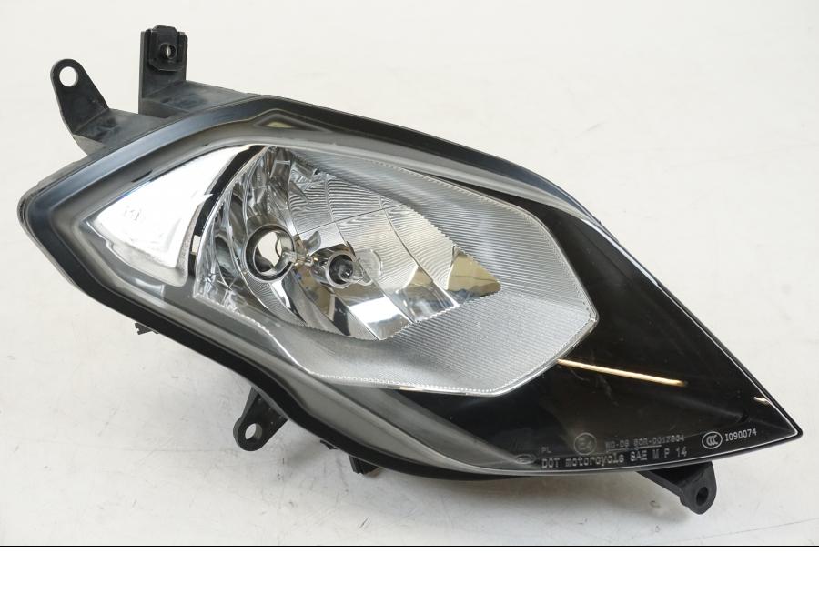 Baksidan på Strålkastare från en BMW S 1000 XR -2014 motorcykel.