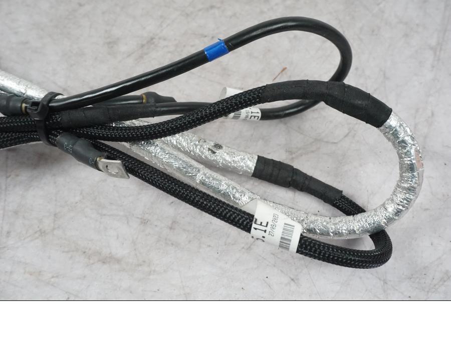 Vänster sida på Kablage från en Ducati Multistrada V4 -2024 motorcykel.