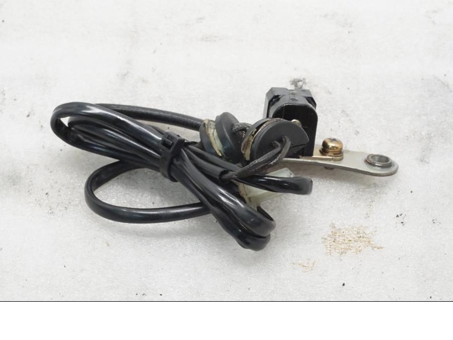 Framsidan på Tändpickup från en Yamaha XVS 650 -1999 motorcykel.