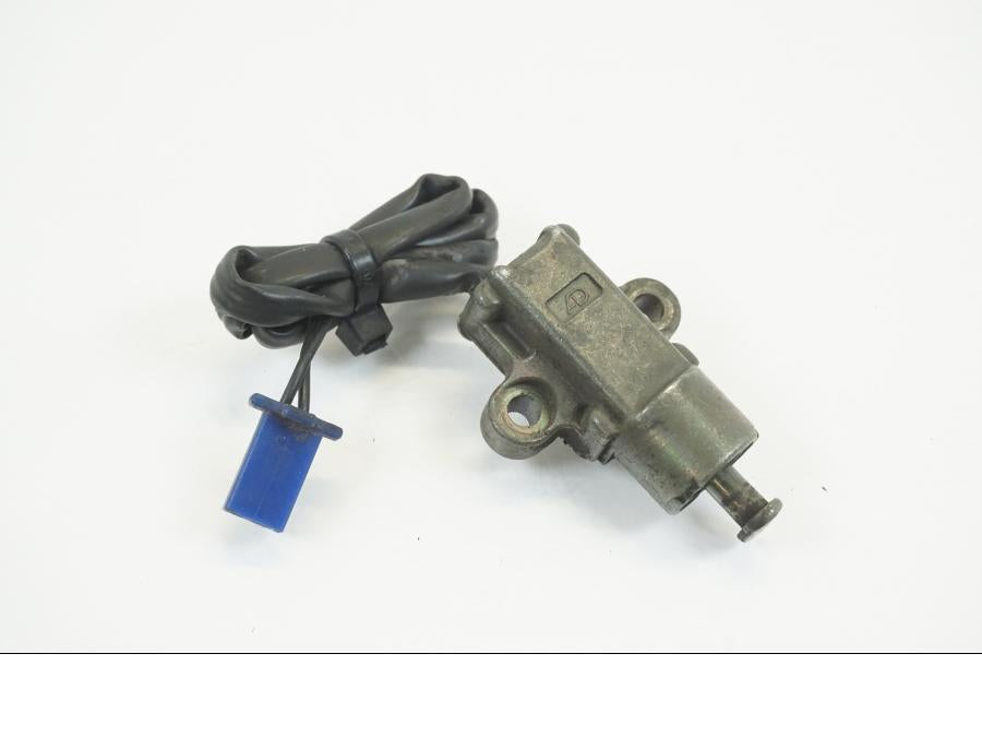 Framsidan på Sidostödsbrytare från en Yamaha XTZ 750 -1993 motorcykel.