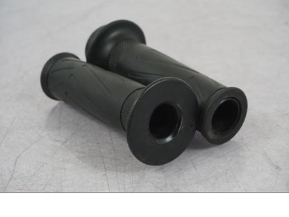 Vänster sida på Handtag från en Yamaha MT-09 SP -2018 motorcykel.