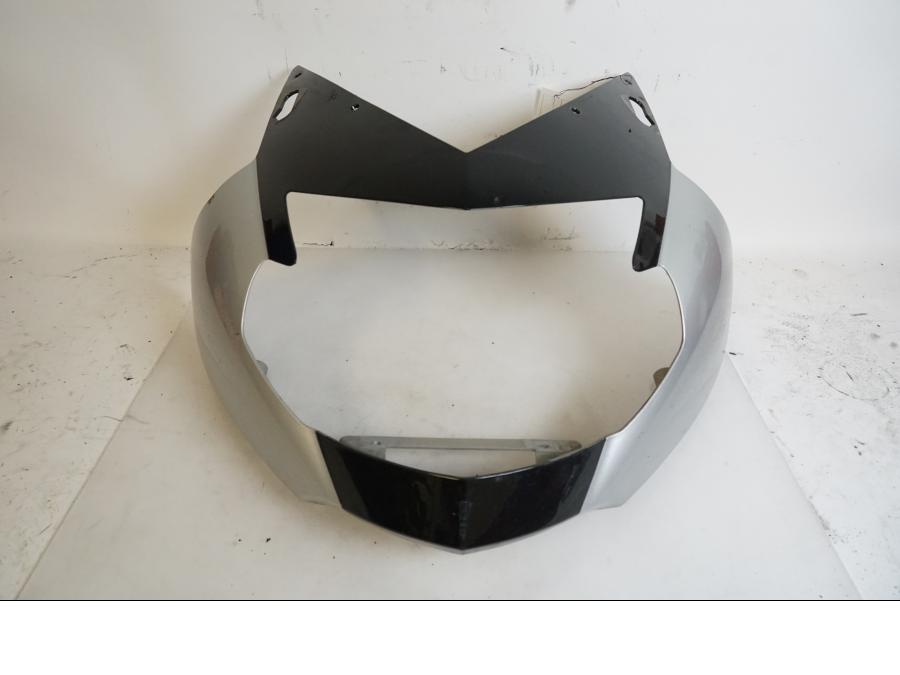 Framsidan på Toppkåpa från en BMW K 1200 S -2007 motorcykel.