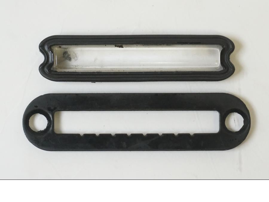 Höger sida på Oljetank från en KTM 1190 Adventure -2015 motorcykel.