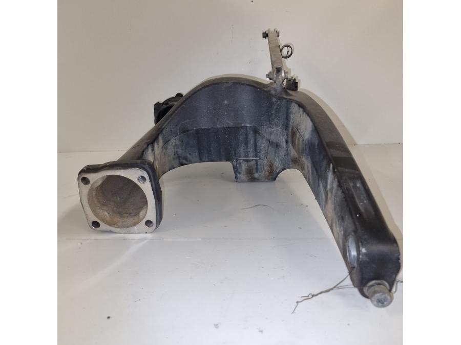 Höger sida på Sving från en Yamaha XT 1200 Z -2011 motorcykel.