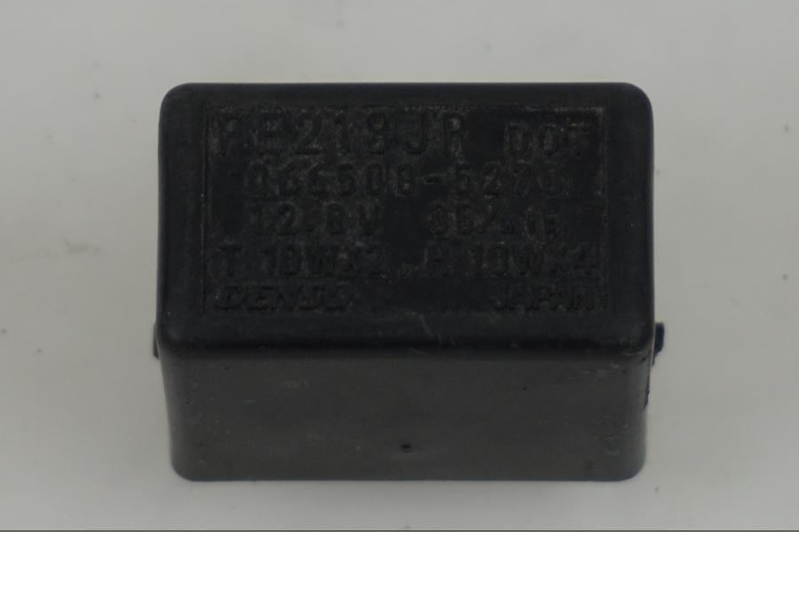 Höger sida på Blinkersrelä från en Suzuki DL 1000 -2003 motorcykel.