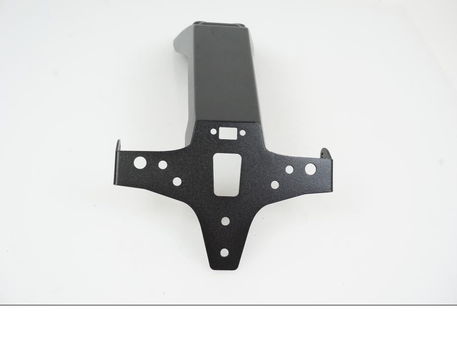 Höger sida på Skylthållare från en KTM 1290 Super Duke -2020 motorcykel.