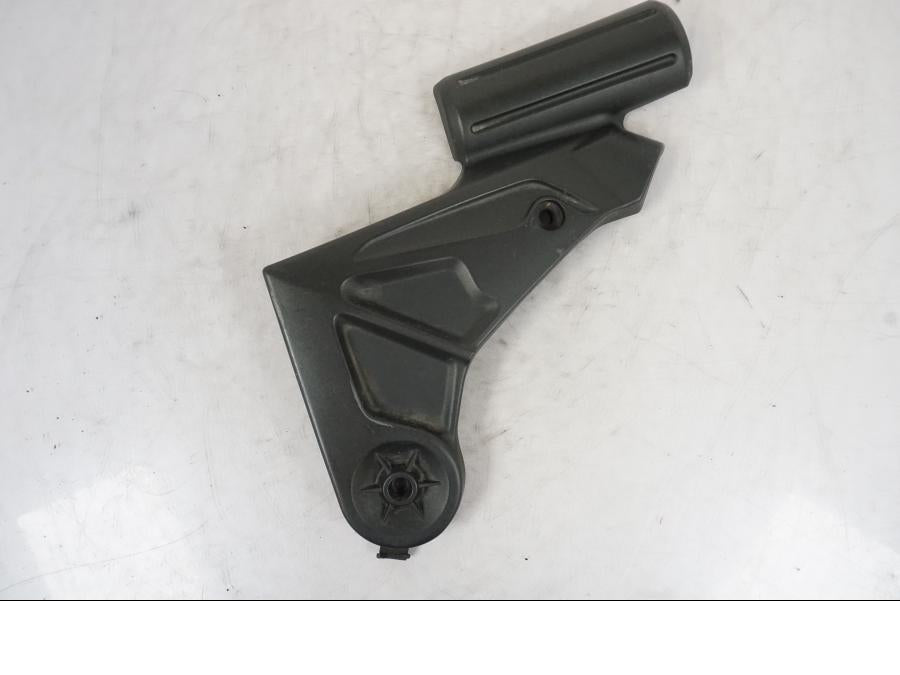 Framsidan på Ramskydd från en Kawasaki Versys 650 -2014 motorcykel.