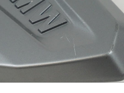 Snett uppifrån på Motorkåpa från en BMW C400 -2019 motorcykel.