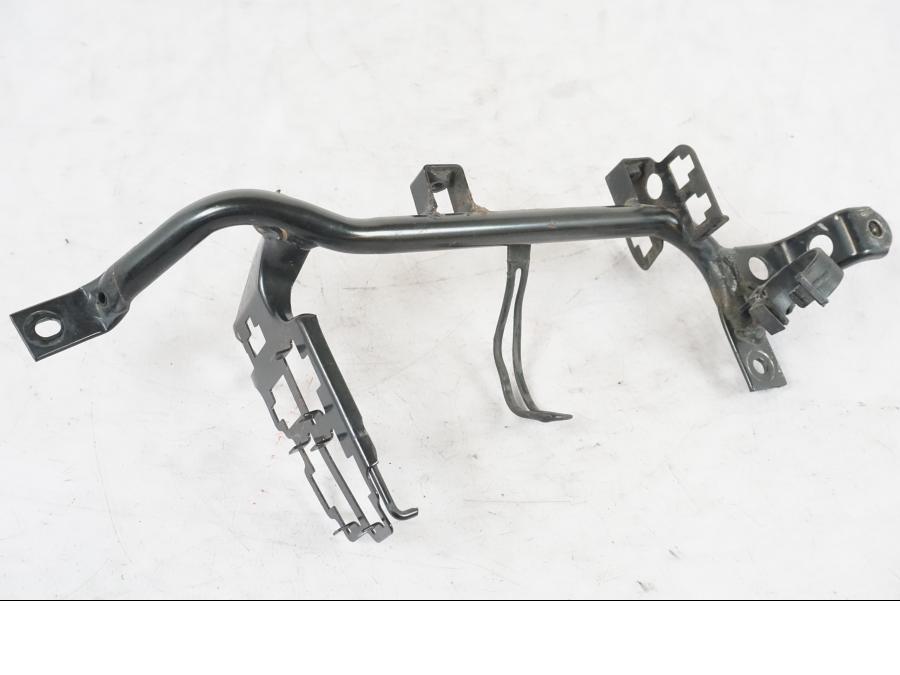 Framsidan på Fäste från en Honda CBR 1000 F -1989 motorcykel.