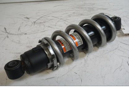 Framsidan på Stötdämpare från en Kawasaki ER-6N -2014 motorcykel.