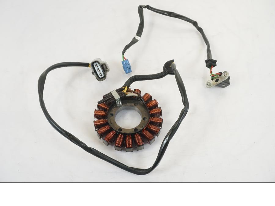 Framsidan på Generator från en KTM 1290 Super Duke R -2018 motorcykel.