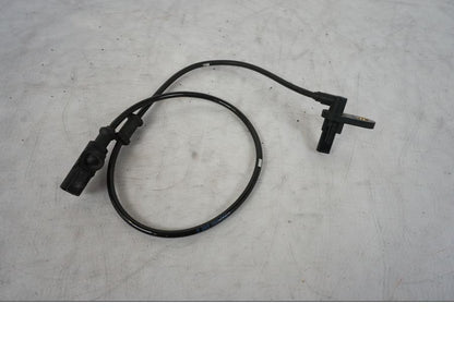 Framsidan på ABS givare från en Kawasaki Versys 650 -2009 motorcykel.