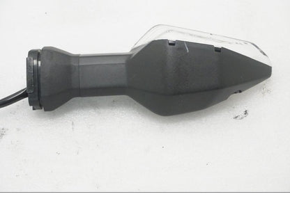 Baksidan på Blinkers från en Kawasaki Z 400 -2020 motorcykel.