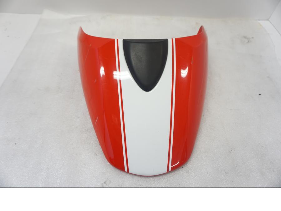 Baksidan på Kuts från en Ducati Monster 796 -2013 motorcykel.